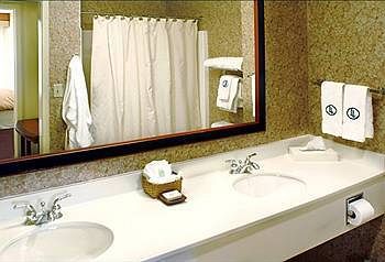 Larkspur Landing Extended Hotel